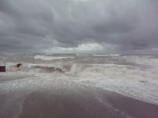 lazarevskoe-2011. black sea. storm... watch to the end