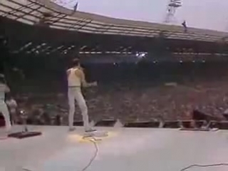 queen - live aid,1985 (part1- bohemian rhapsody, radio ga ga)