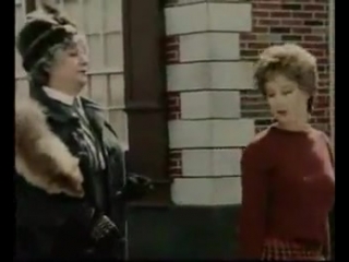mary poppins - apparition of miss andrew